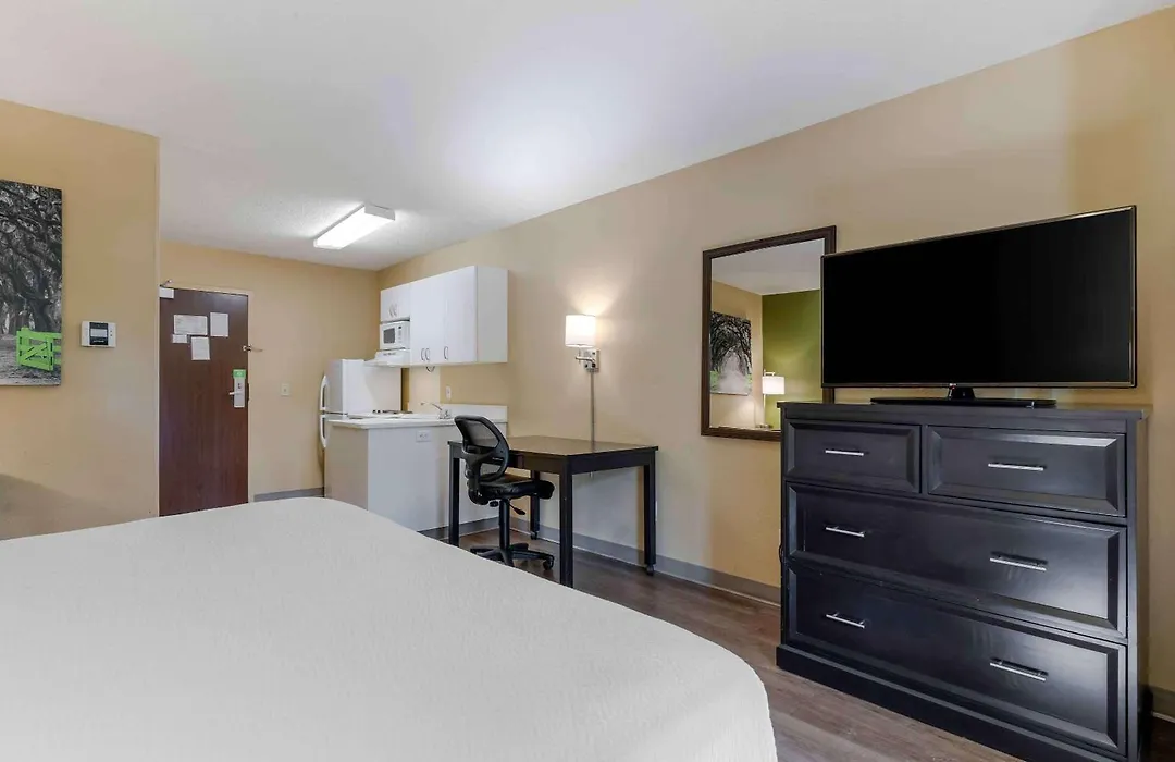 Extended Stay America Select Suites Tampa Airport Memorial Hwy-1