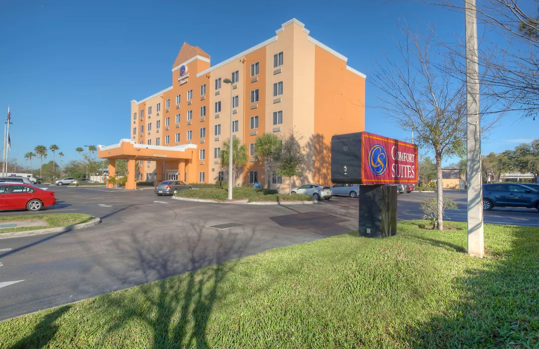 Comfort Suites Tampa Airport North-1
