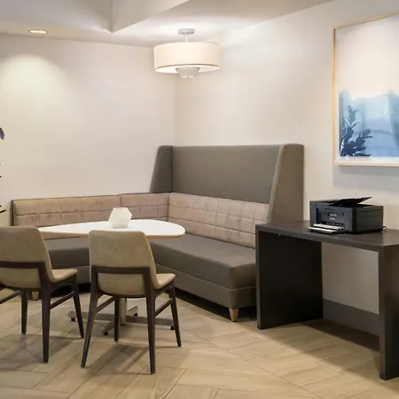 Residence Inn Tampa Westshore Airport-2
